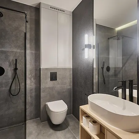 - 11 Listopada 70 - Willora *